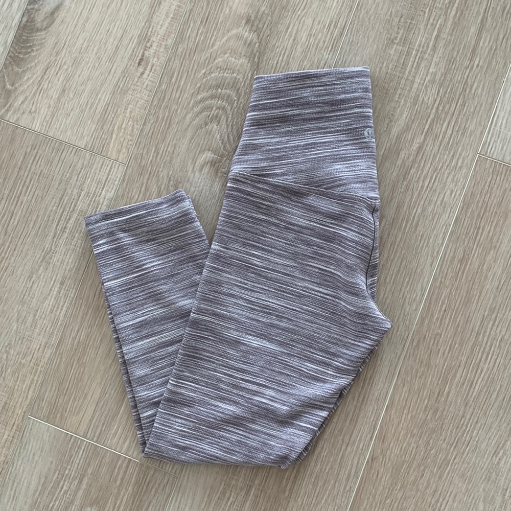 Lululemon high rise 25” align leggings